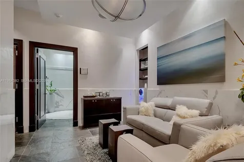 5959 Collins Avenue Miami Beach FL 33140