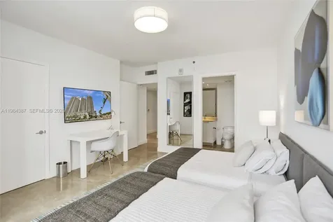 400 Alton Road Miami Beach FL 33139