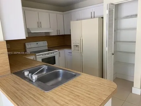 4526 SW 143rd Court W Miami FL 33175