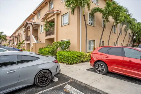 17425 NW 75th Place Hialeah FL 33015