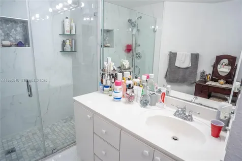 17425 NW 75th Place Hialeah FL 33015