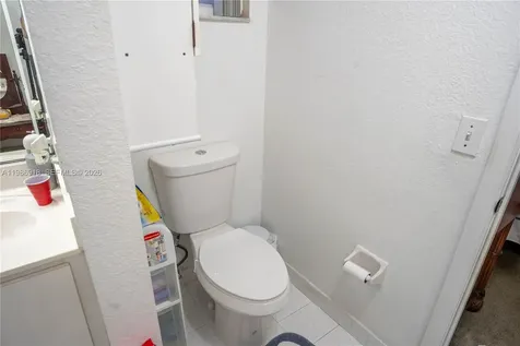 17425 NW 75th Place Hialeah FL 33015