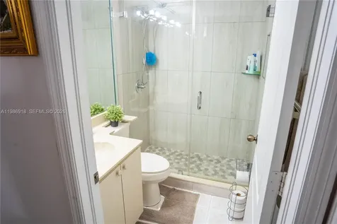 17425 NW 75th Place Hialeah FL 33015