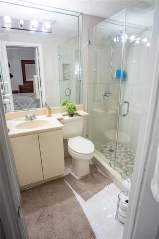 17425 NW 75th Place Hialeah FL 33015