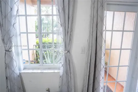 17425 NW 75th Place Hialeah FL 33015