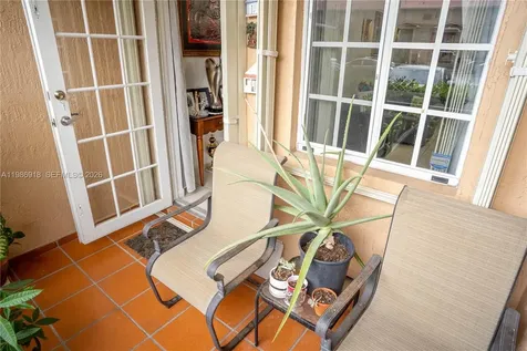 17425 NW 75th Place Hialeah FL 33015