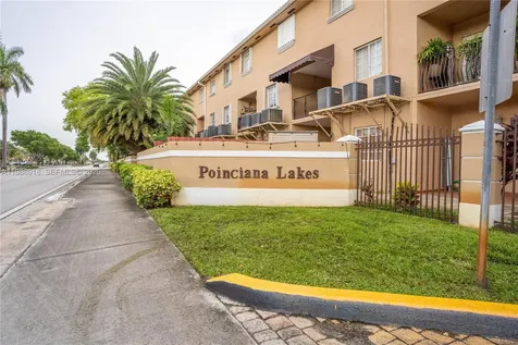 17425 NW 75th Place Hialeah FL 33015