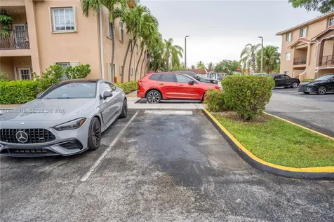 17425 NW 75th Place Hialeah FL 33015