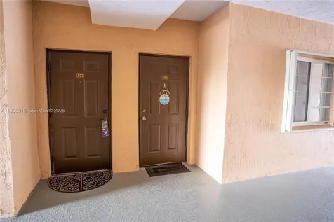17425 NW 75th Place Hialeah FL 33015