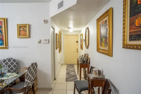 17425 NW 75th Place Hialeah FL 33015