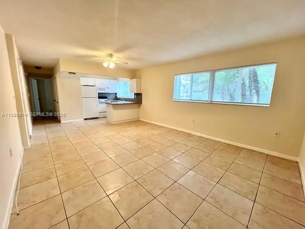 7626 NE 6th Court Miami FL 33138