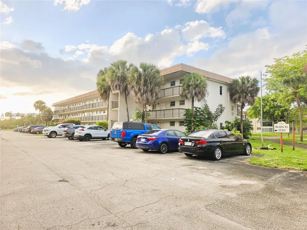 1751 NW 75th Avenue Plantation FL 33313