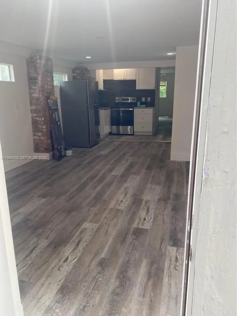 1313 NW 3rd Avenue Fort Lauderdale FL 33311