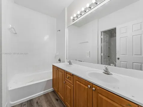 2463 SE 15th Court Homestead FL 33035