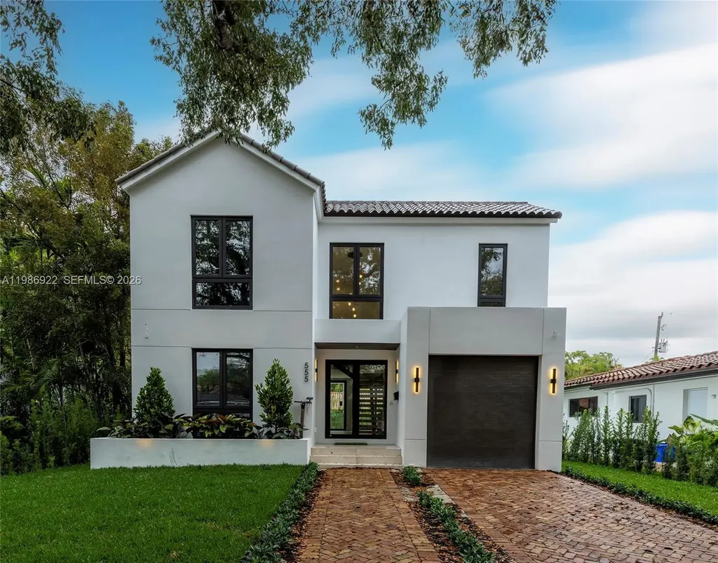 555 Catalonia Avenue Coral Gables FL 33134