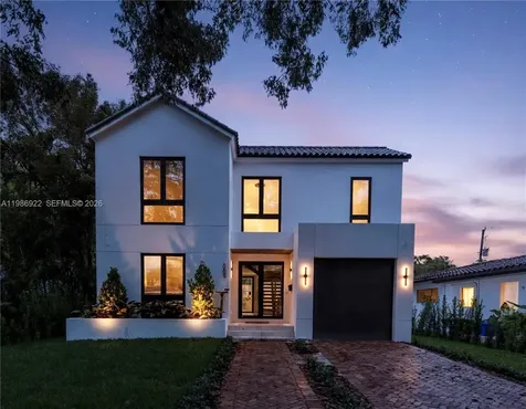 555 Catalonia Avenue Coral Gables FL 33134
