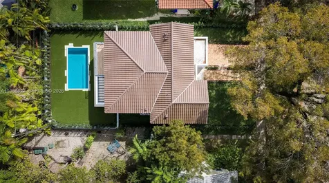 555 Catalonia Avenue Coral Gables FL 33134