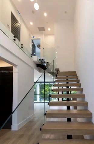 555 Catalonia Avenue Coral Gables FL 33134