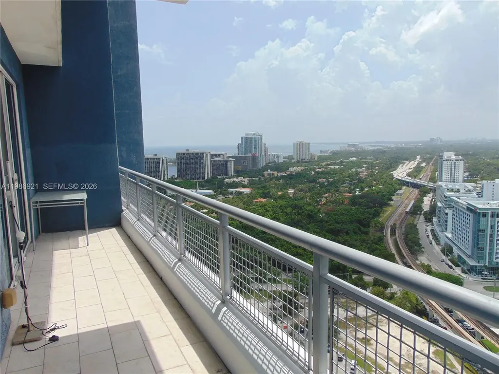 60 SW 13th Street Miami FL 33130