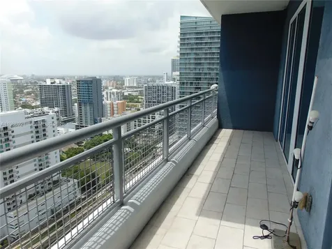 60 SW 13th Street Miami FL 33130