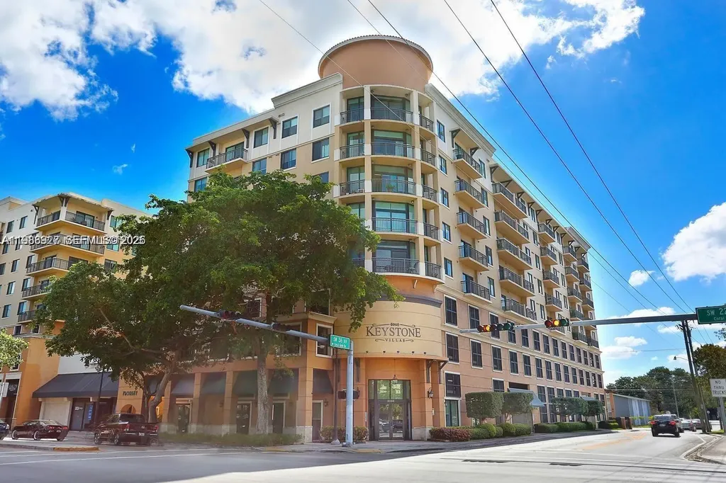 3590 Coral Way Miami FL 33145