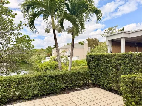 5570 SW 70th Place S Miami FL 33155