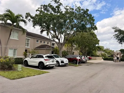 5570 SW 70th Place S Miami FL 33155