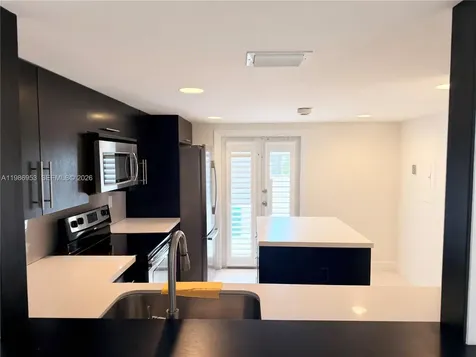 5570 SW 70th Place S Miami FL 33155
