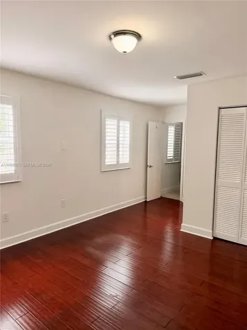 5570 SW 70th Place S Miami FL 33155