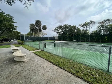 5570 SW 70th Place S Miami FL 33155