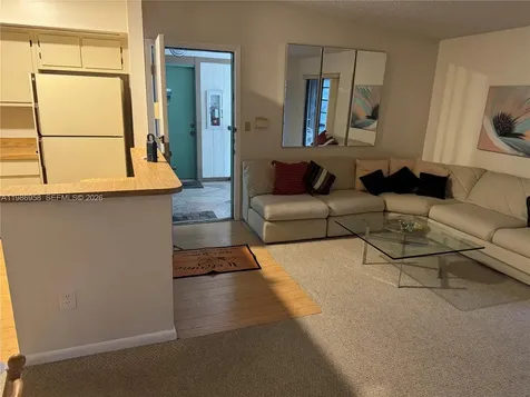 10419 E Clairmont Circle Tamarac FL 33321