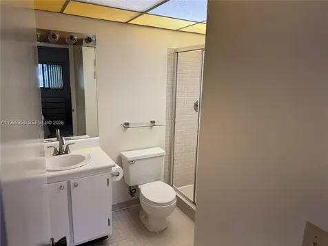 10419 E Clairmont Circle Tamarac FL 33321