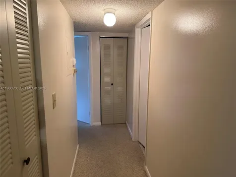 10419 E Clairmont Circle Tamarac FL 33321