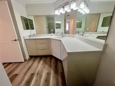 1000 Scotia Drive Hypoluxo FL 33462