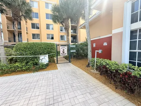 1000 Scotia Drive Hypoluxo FL 33462