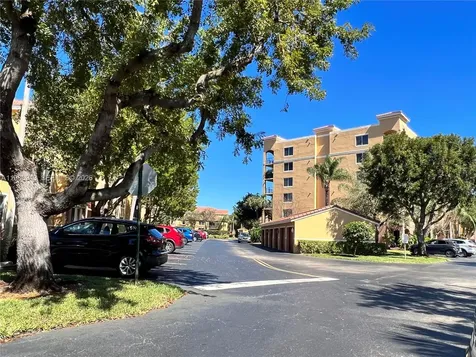 1000 Scotia Drive Hypoluxo FL 33462