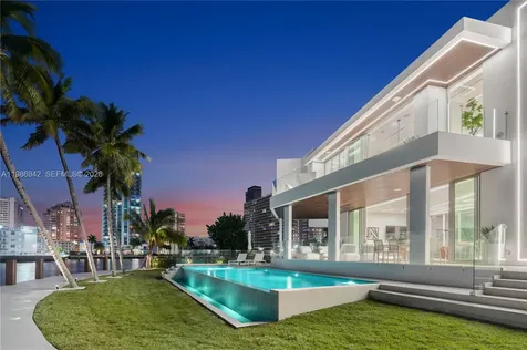 501 Palm Drive Hallandale Beach FL 33009