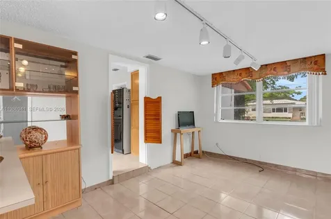 1081 SW 63rd Avenue West Miami FL 33144