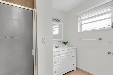 1081 SW 63rd Avenue West Miami FL 33144
