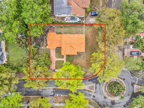 1081 SW 63rd Avenue West Miami FL 33144
