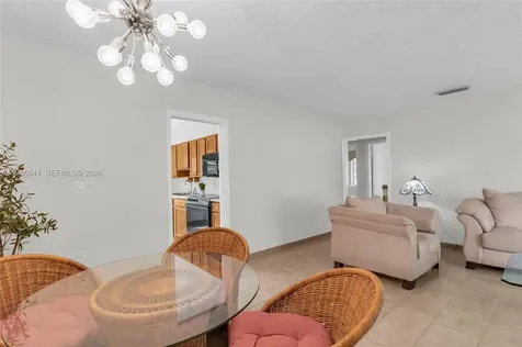 1081 SW 63rd Avenue West Miami FL 33144