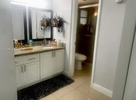 8860 Fontainebleau Boulevard Miami FL 33172