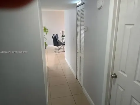 8860 Fontainebleau Boulevard Miami FL 33172