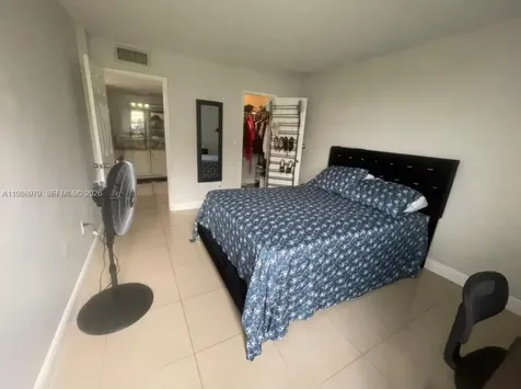 8860 Fontainebleau Boulevard Miami FL 33172