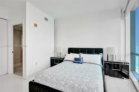 17121 Collins Avenue Sunny Isles Beach FL 33160