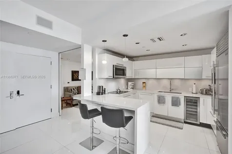 17121 Collins Avenue Sunny Isles Beach FL 33160
