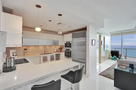 17121 Collins Avenue Sunny Isles Beach FL 33160
