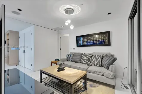 17121 Collins Avenue Sunny Isles Beach FL 33160