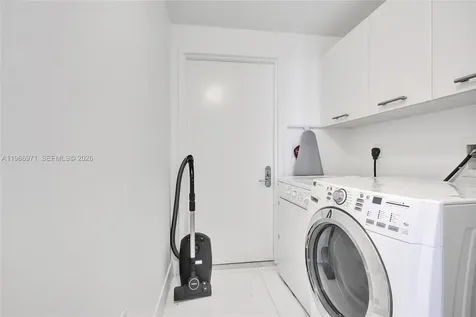 17121 Collins Avenue Sunny Isles Beach FL 33160
