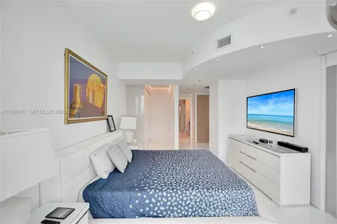 17121 Collins Avenue Sunny Isles Beach FL 33160